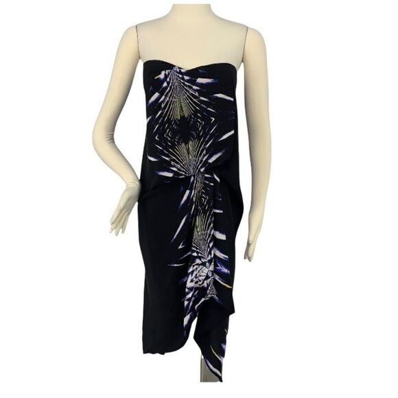BCBGMaxAzria Strapless Silk Runway Dress - Picture 4 of 13